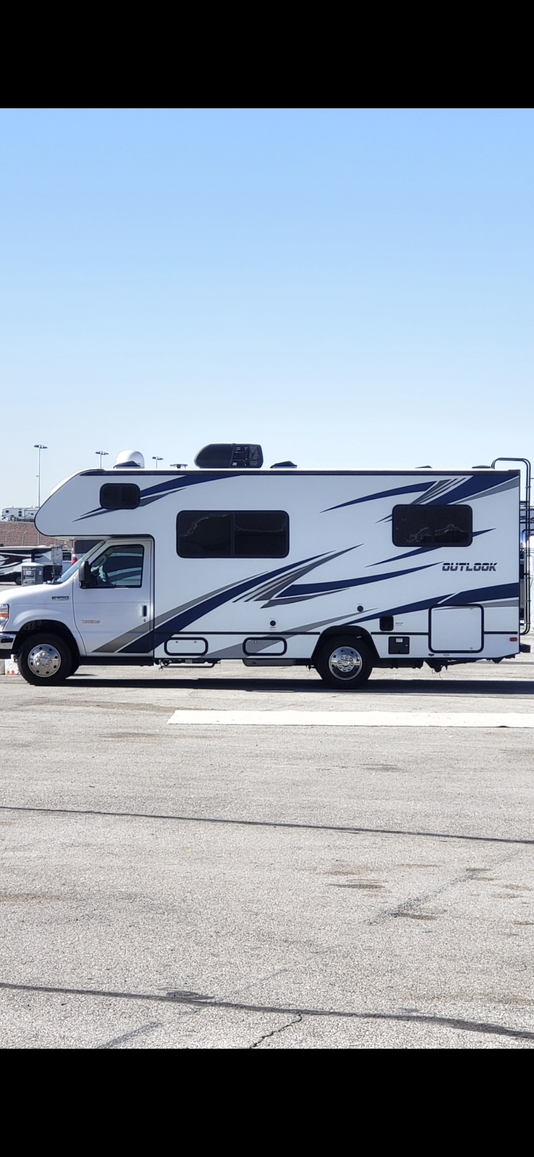 2019 Winnebago OUTLOOK 22E in monrovia CA