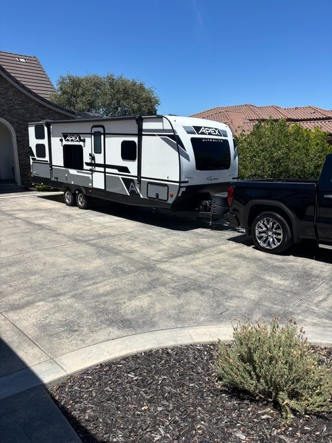 2023 Coachmen APEX ULTRA-LITE 256BHS in folsom CA