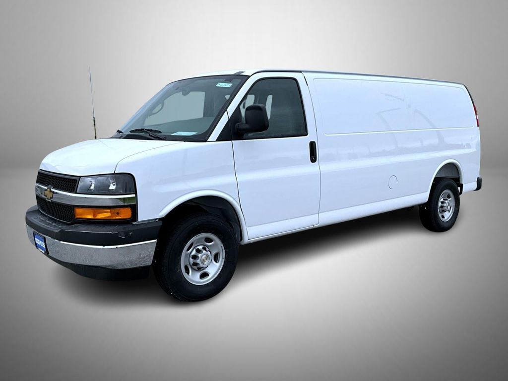 2026 CHEVROLET Express 3500 in Missouri Valley, IA