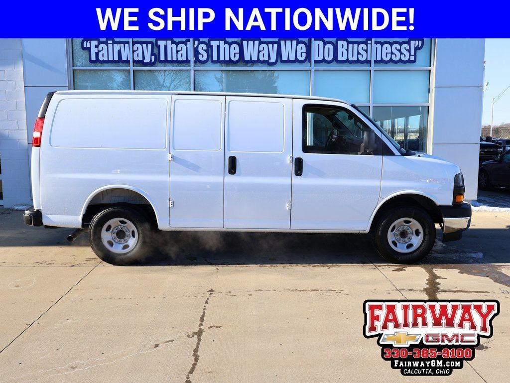 2025 CHEVROLET Express 2500 in East Liverpool, OH