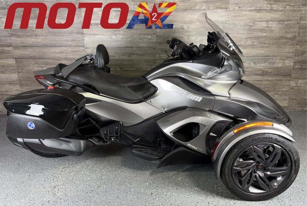 2013 Can-Am Spyder ST-S SE5 ST-S SE5 in Mesa, AZ