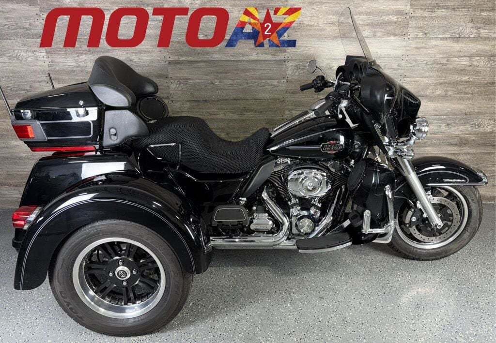 2013 Harley-Davidson FLHTCUTG Triglide Ultra Classic ULTRA CLASSIC in Mesa, AZ