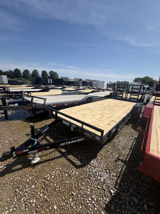 2027 PJ Trailers CE202 in Whiteland, IN