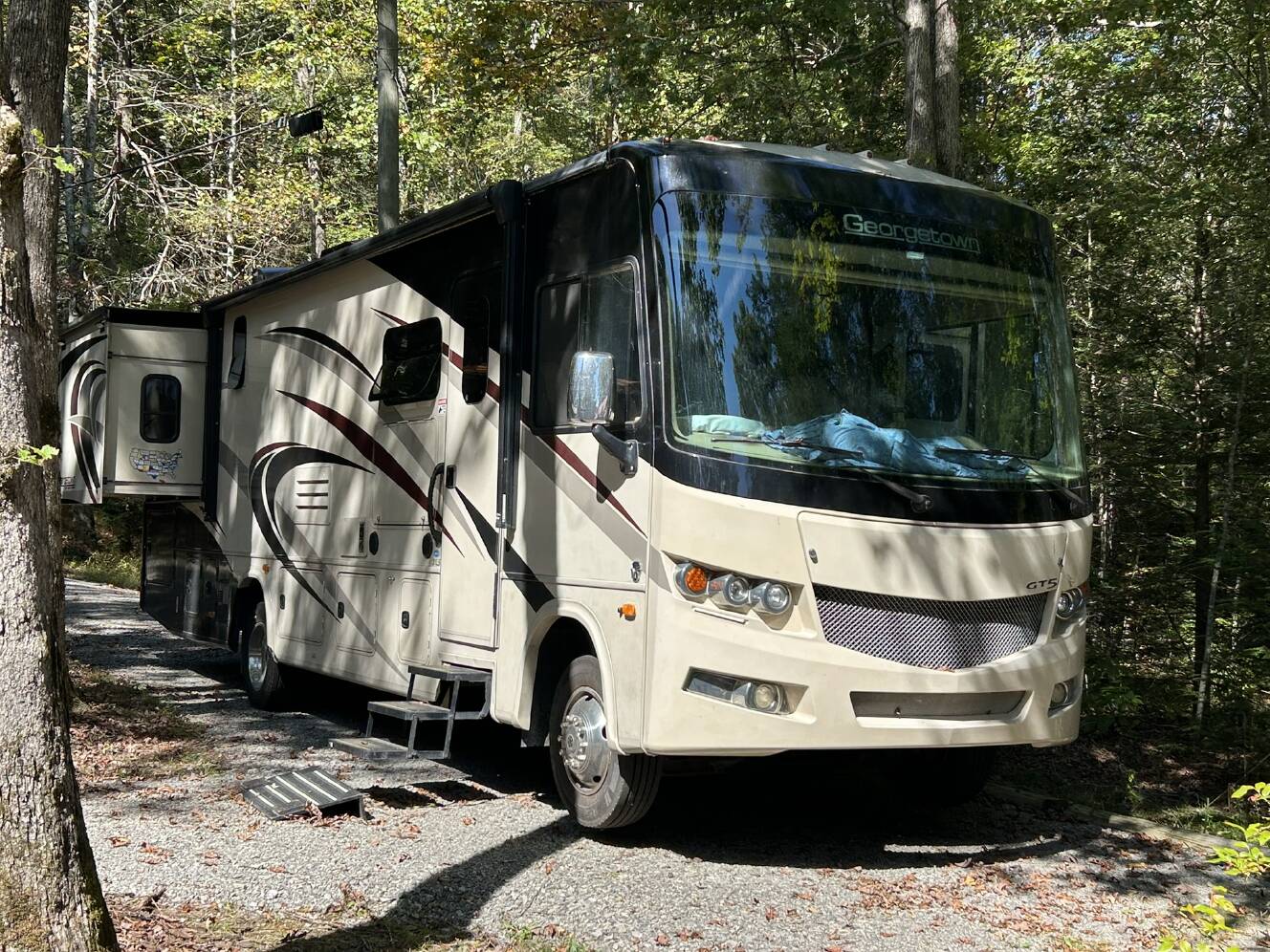 A photo of this 2019 Forest River GEORGETOWN 5 SERIES GT5 31L5