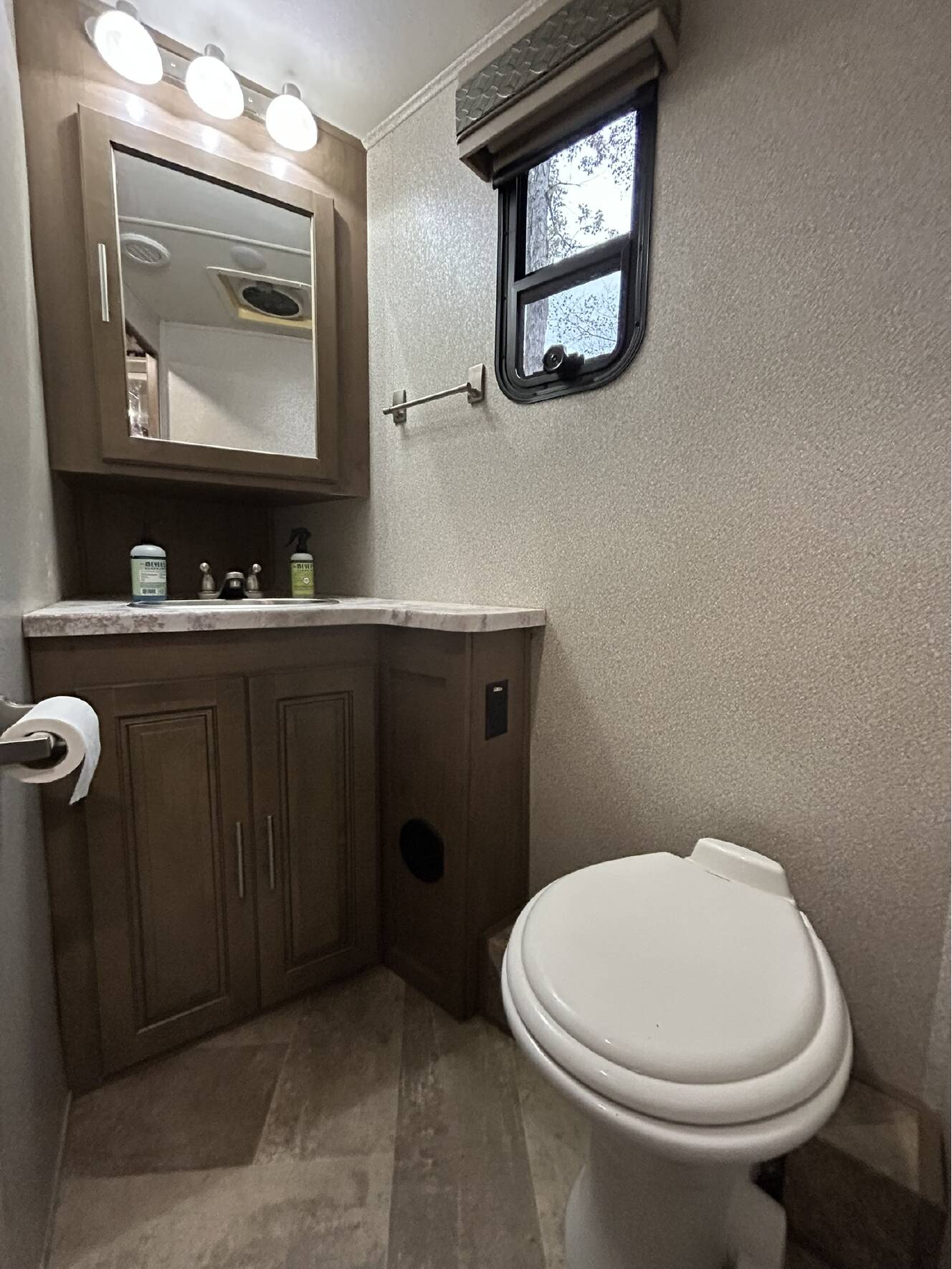 A photo of this 2019 Forest River GEORGETOWN 5 SERIES GT5 31L5
