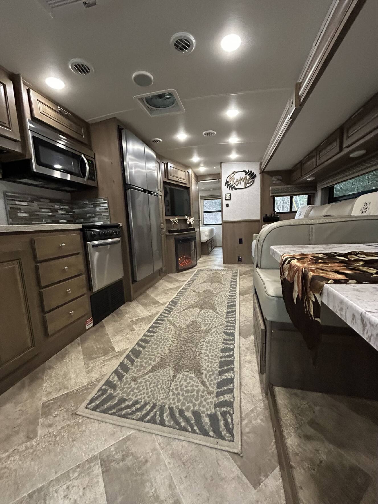 A photo of this 2019 Forest River GEORGETOWN 5 SERIES GT5 31L5