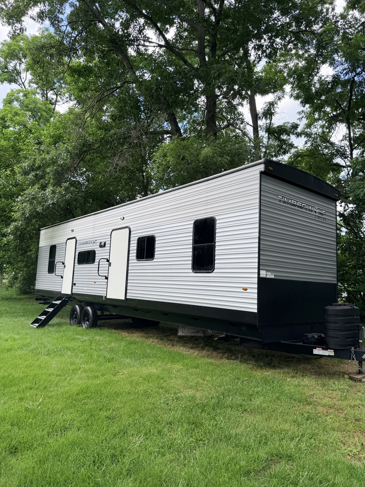 2023 Forest River CHEROKEE TIMBERWOLF 36FB0P RV