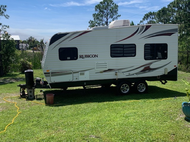 2013 Dutchmen RUBICON 1905 in sebastian FL