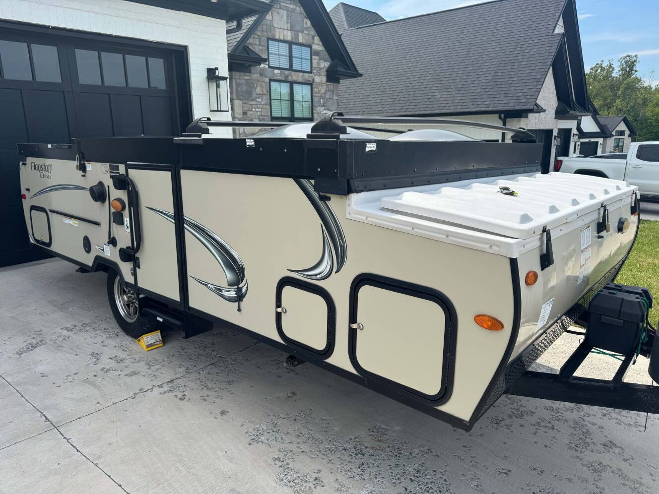 A photo of this 2018 Forest River FLAGSTAFF HARD SIDE T12RBST