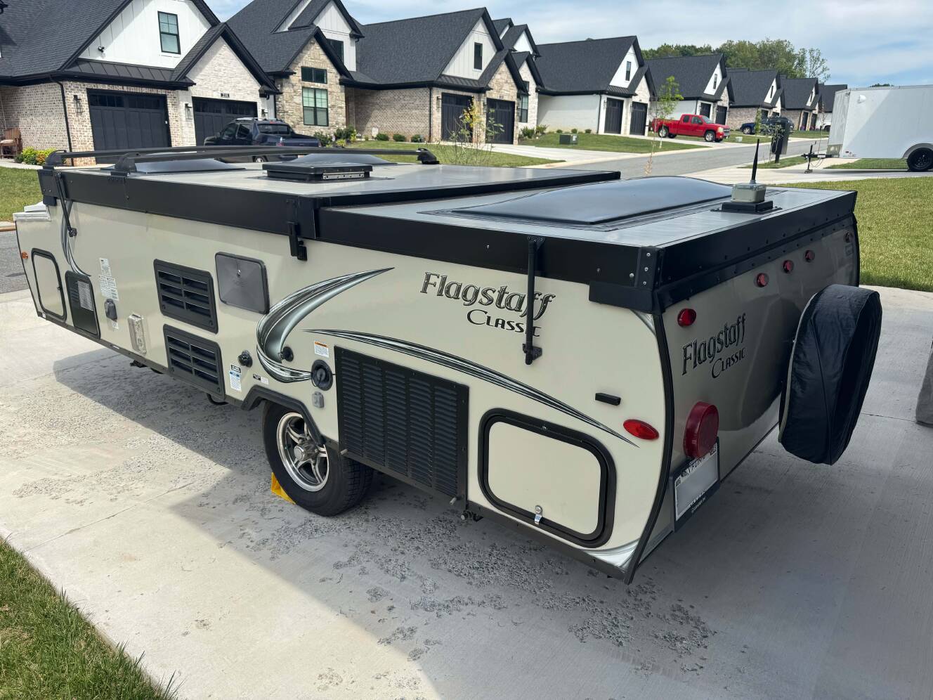 A photo of this 2018 Forest River FLAGSTAFF HARD SIDE T12RBST