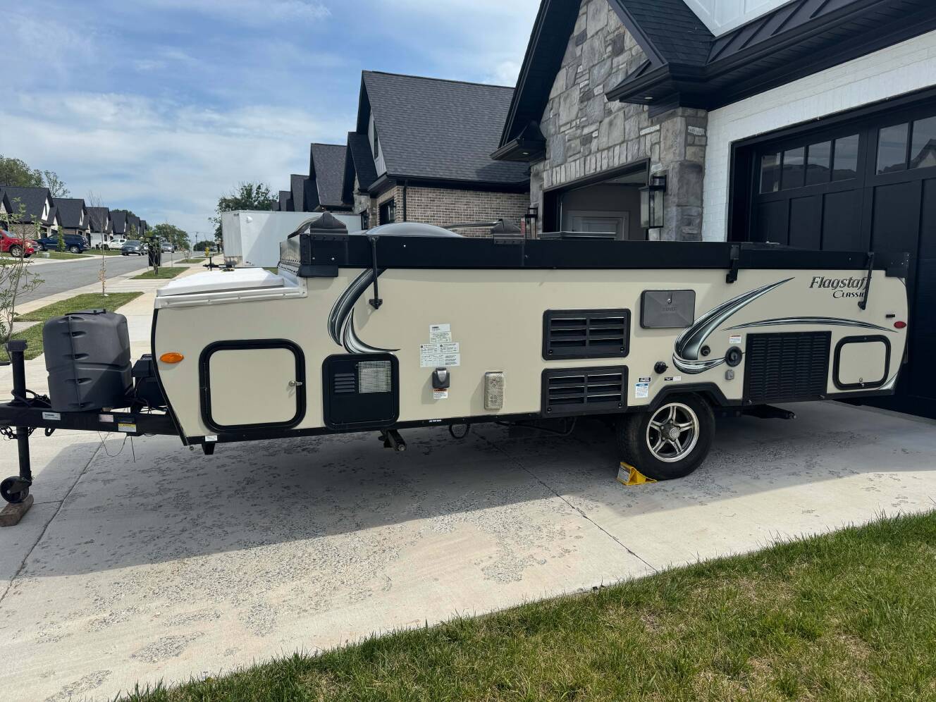 A photo of this 2018 Forest River FLAGSTAFF HARD SIDE T12RBST