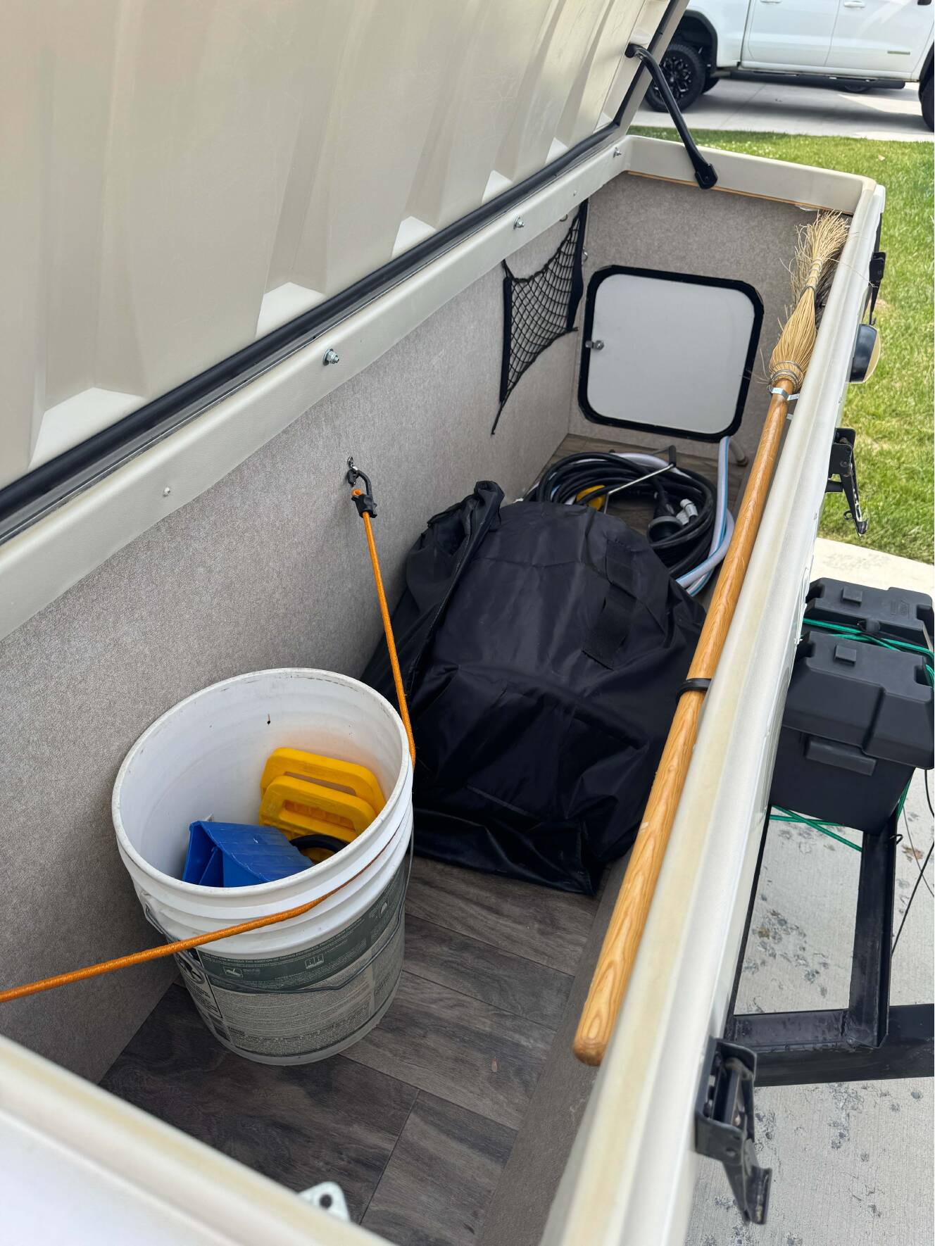 A photo of this 2018 Forest River FLAGSTAFF HARD SIDE T12RBST