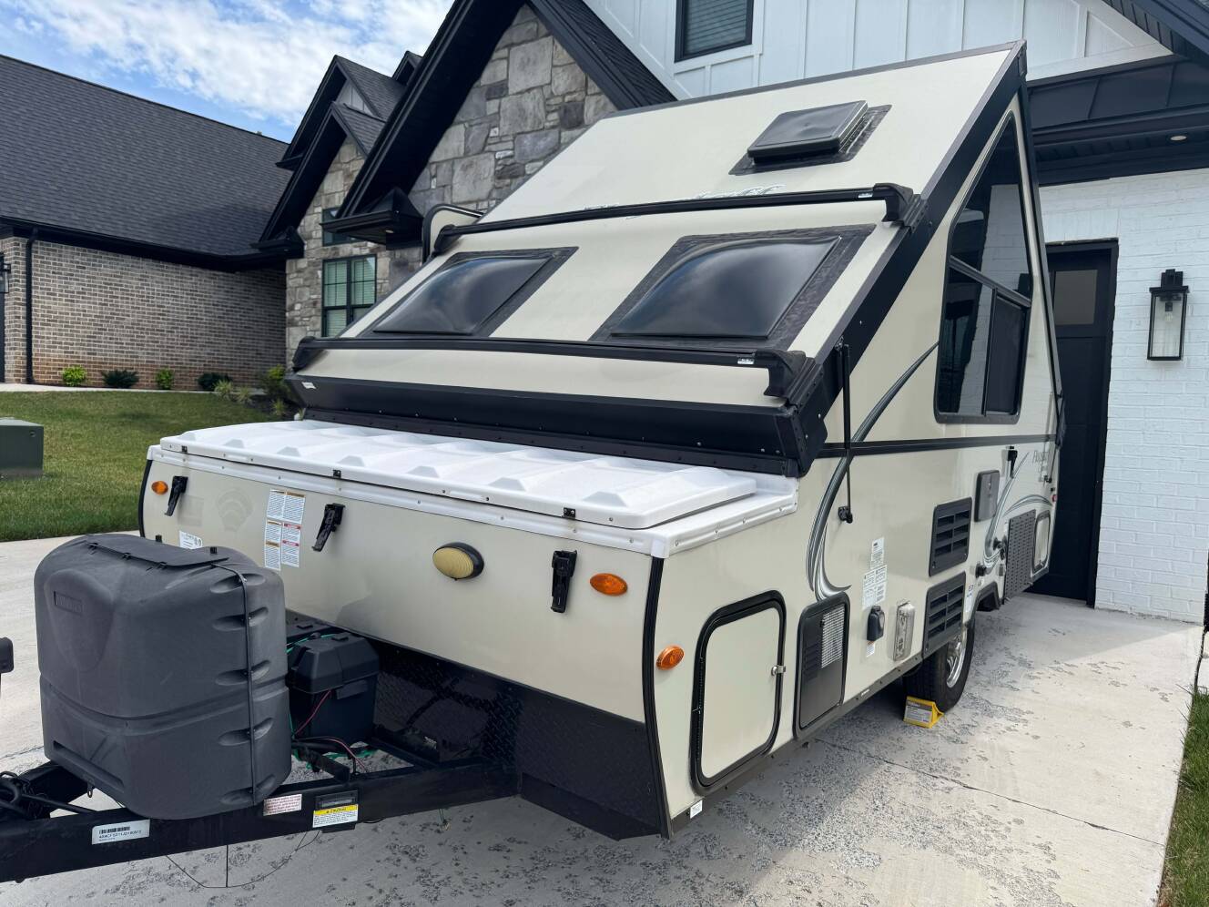 A photo of this 2018 Forest River FLAGSTAFF HARD SIDE T12RBST