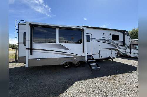 2024 Keystone MONTANA 3123RL in mt. vernon WA