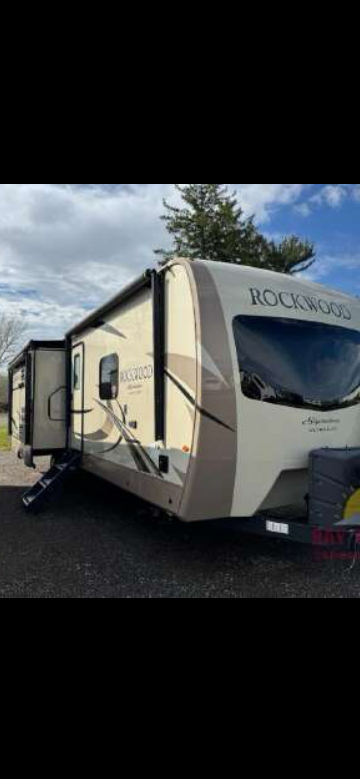 2019 Forest River Rockwood Signature Ultra Lite RV