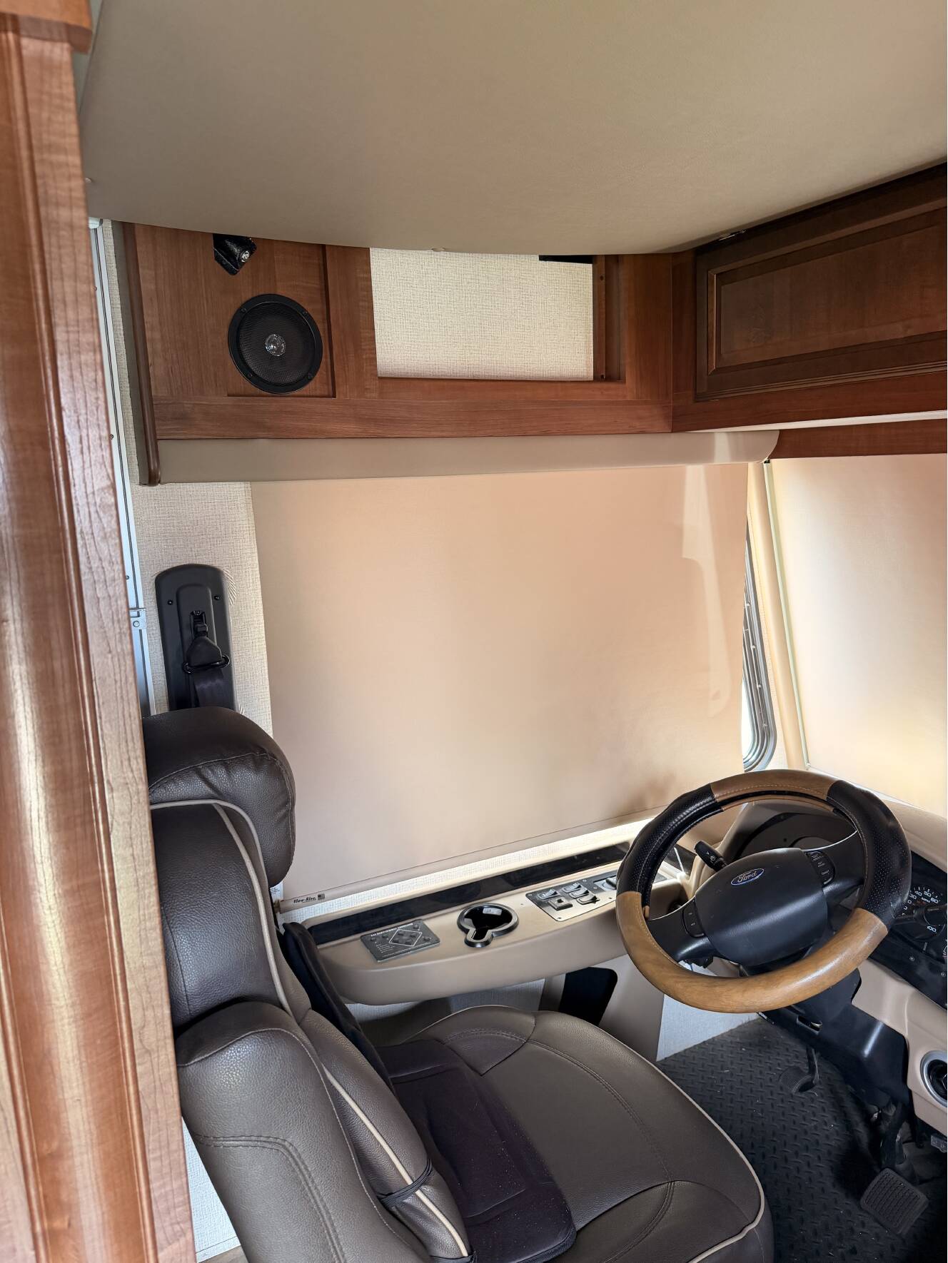 A photo of this 2018 Forest River GEORGETOWN 3 SERIES 30X3