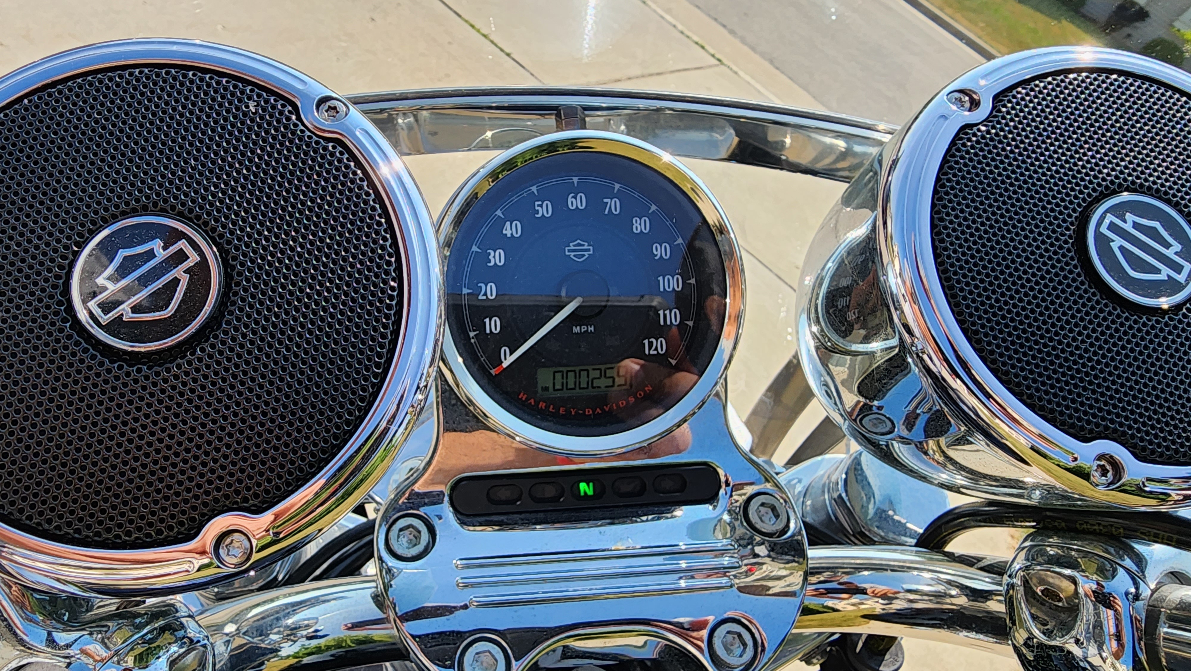 2014 Harley-Davidson SPORTSTER 1200 SUPERLOW in milwaukee WI