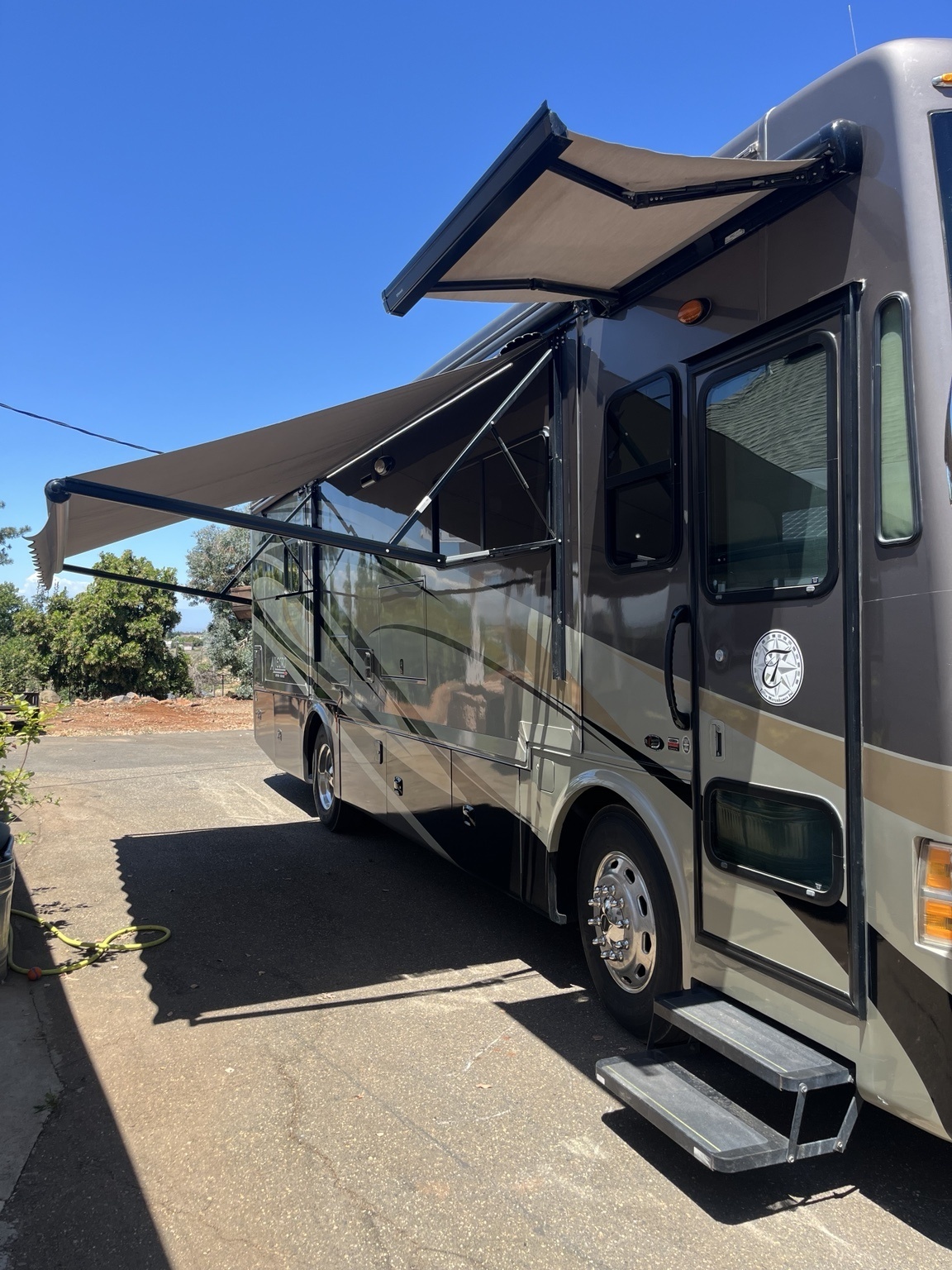 2014 Tiffin Motorhomes ALLEGRO RED 33 AA in paradise CA