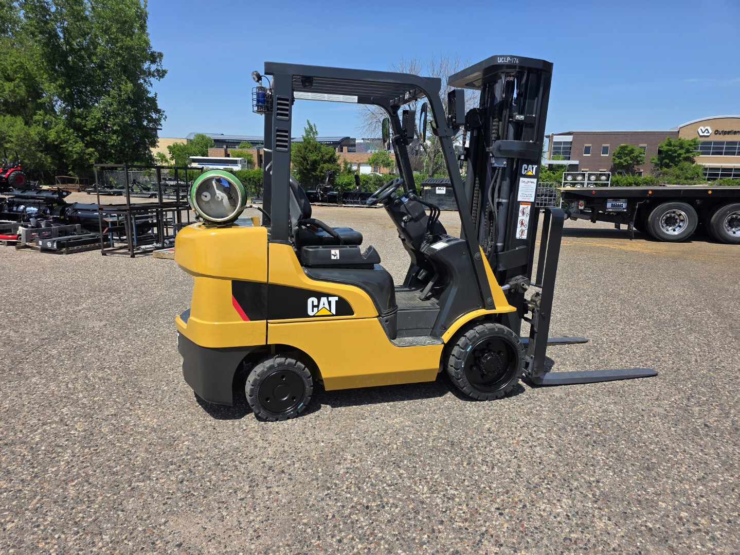 2022 CAT Lift Trucks 2C6000 in Anoka, MN