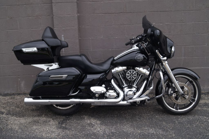 2010 Harley-Davidson Street Glide in Cedar Rapids, IA