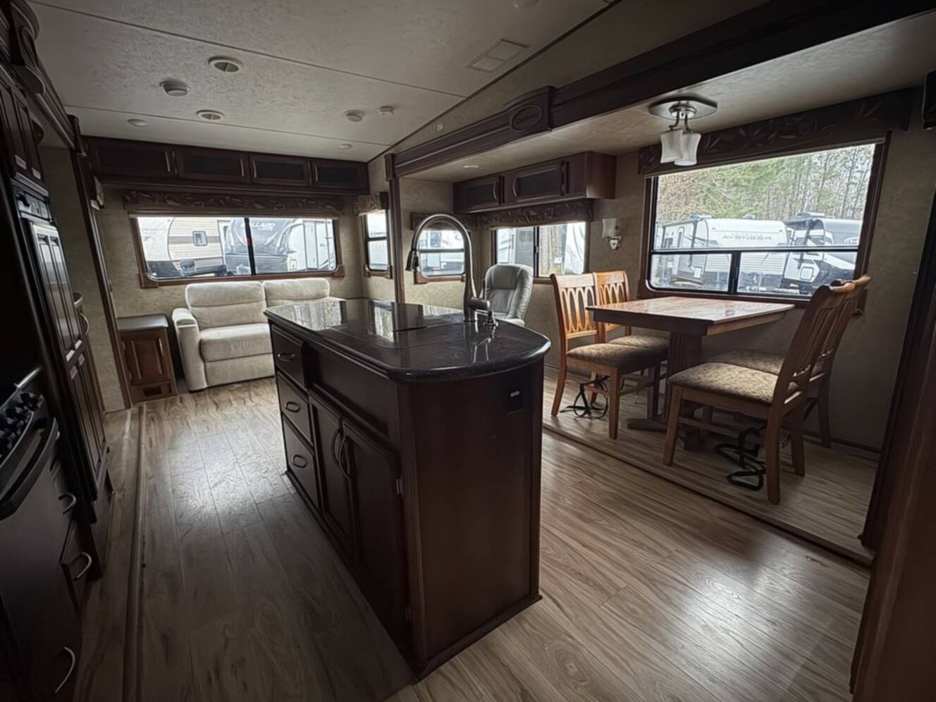 A photo of this 2015 Prime Time Crusader 295RST