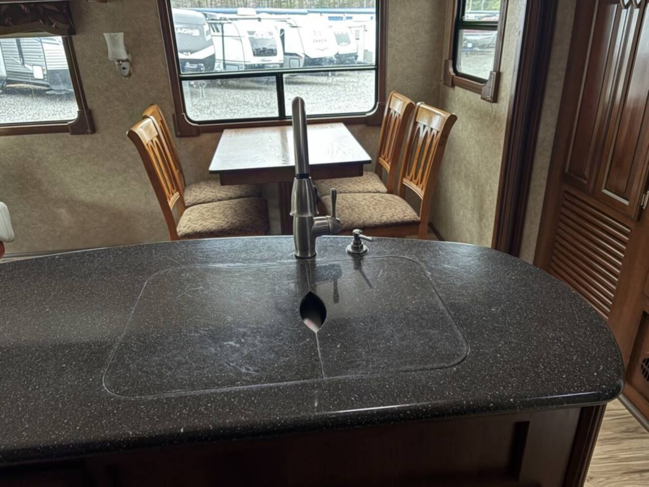 A photo of this 2015 Prime Time Crusader 295RST