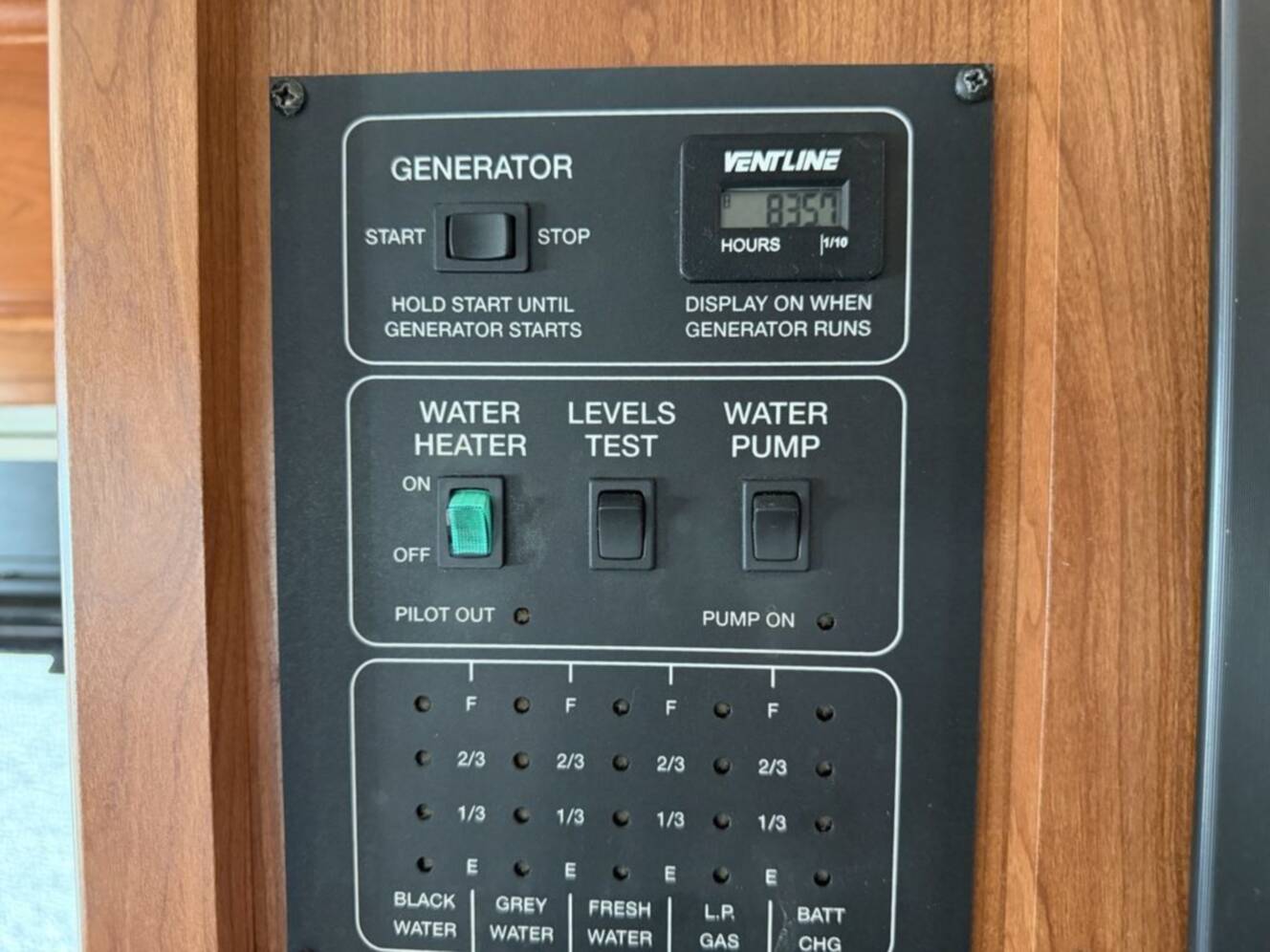 A photo of this 2018 Winnebago Vista 27PE