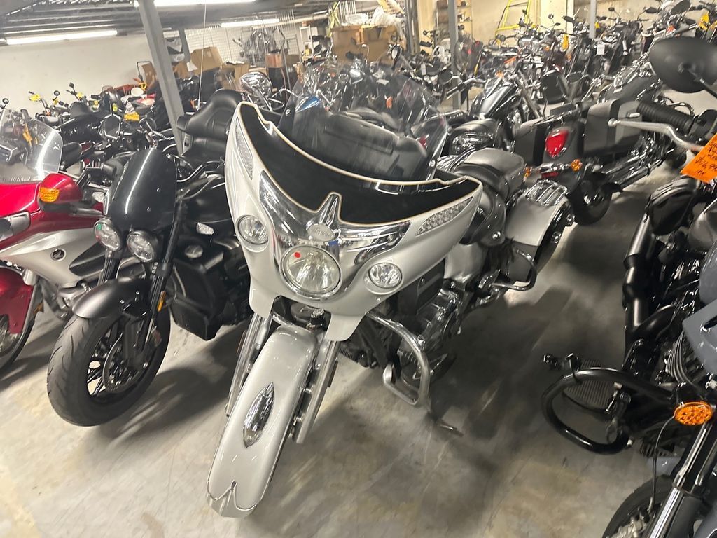 2017 Indian Motorcycle® Chieftain® Wildfire Red Over Thunder Black BASE in Augusta, ME