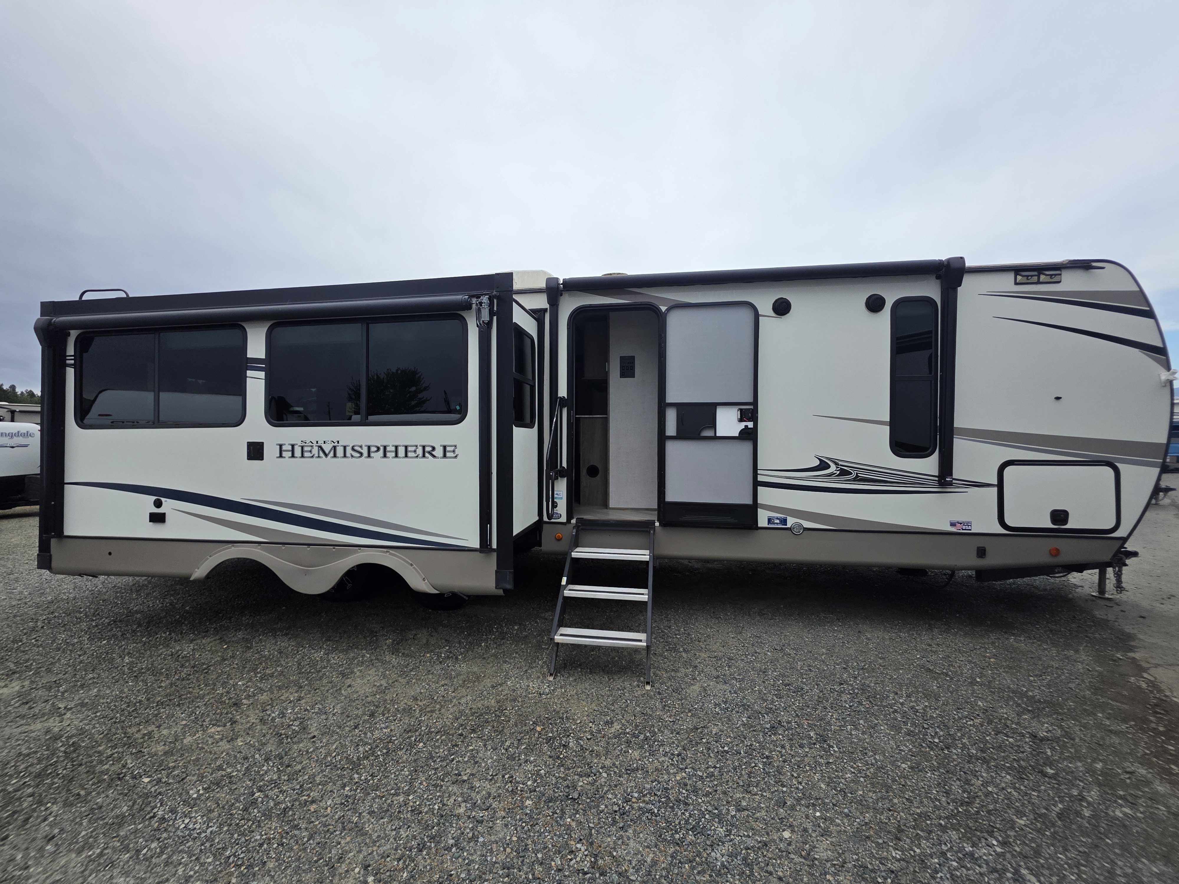 2021 Forest River Salem Hemisphere 271RL in grants pass OR