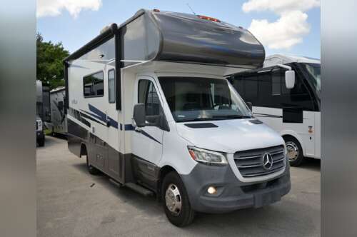 2021 Winnebago VITA 24P VITA 24P in port st. lucie FL