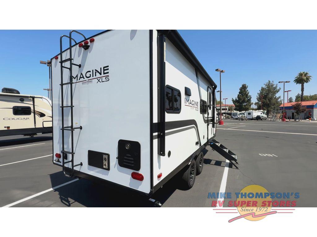 2027 Grand Design Imagine XLS 17MKE in colton CA