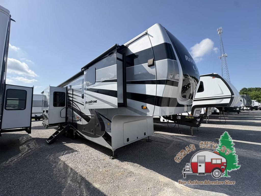 2022 Forest River Rv RiverStone 419RD in lebanon TN