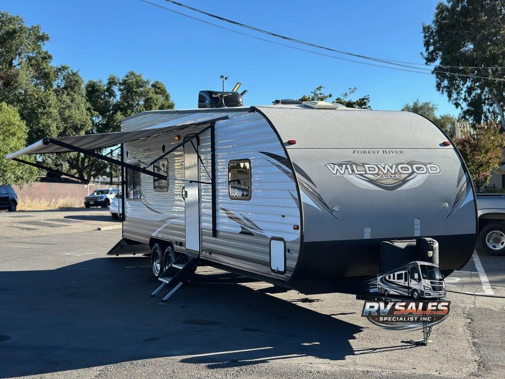2018 Forest River Rv Wildwood X-Lite 251SSXL Travel Trailer Toy Hauler RV
