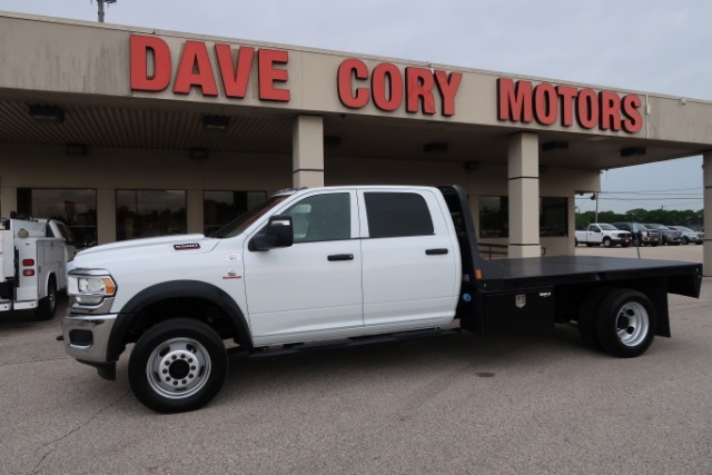 2024 RAM 5500HD Crew Cab 4WD 11 ft Flatbed 6.7 Cummins Diesel in Houston, TX