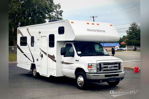 2019 Winnebago Minnie Winnie 325AR in pottstown PA