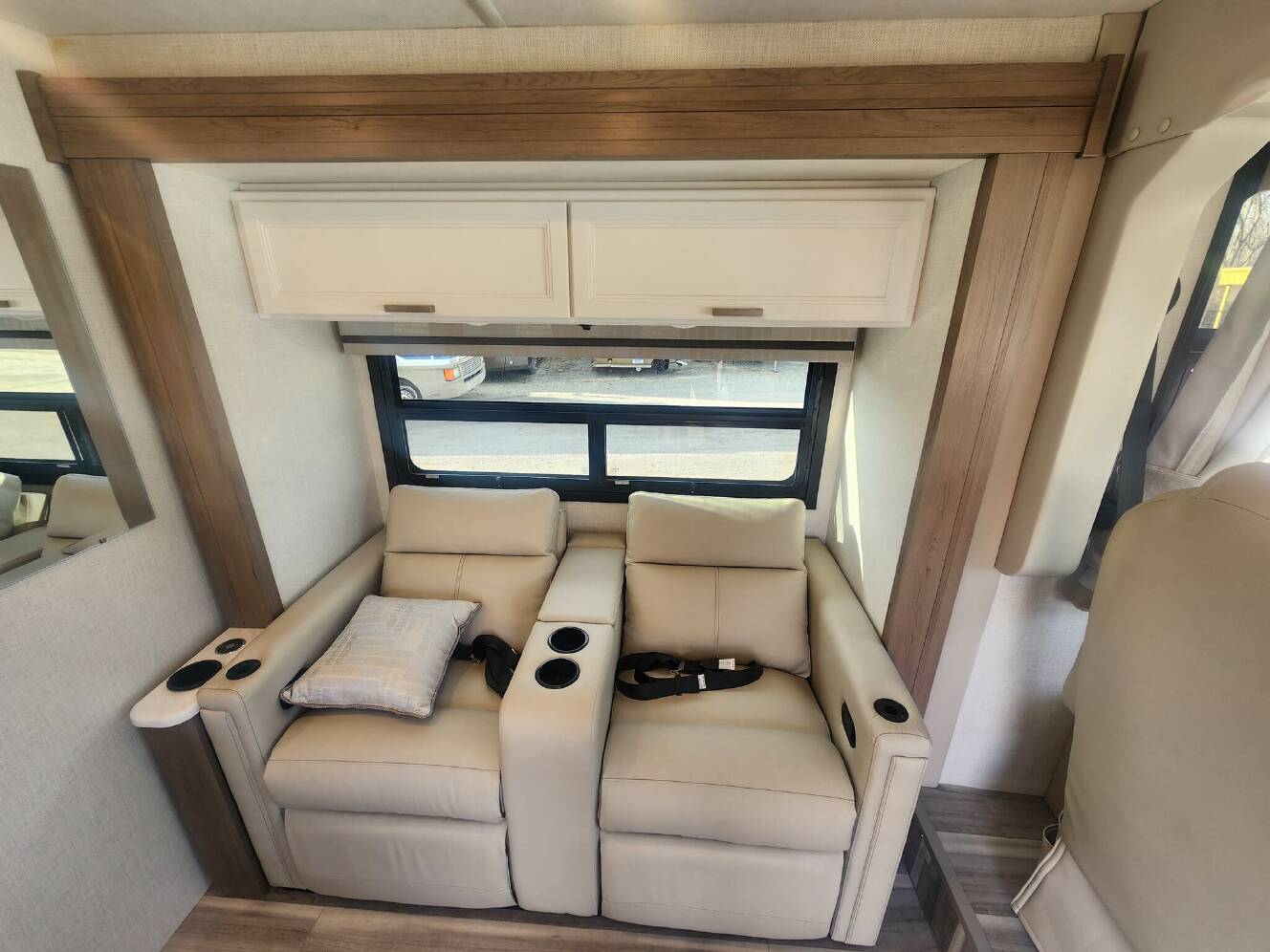 A photo of this 2026 Thor Motor Coach Axis 26.2