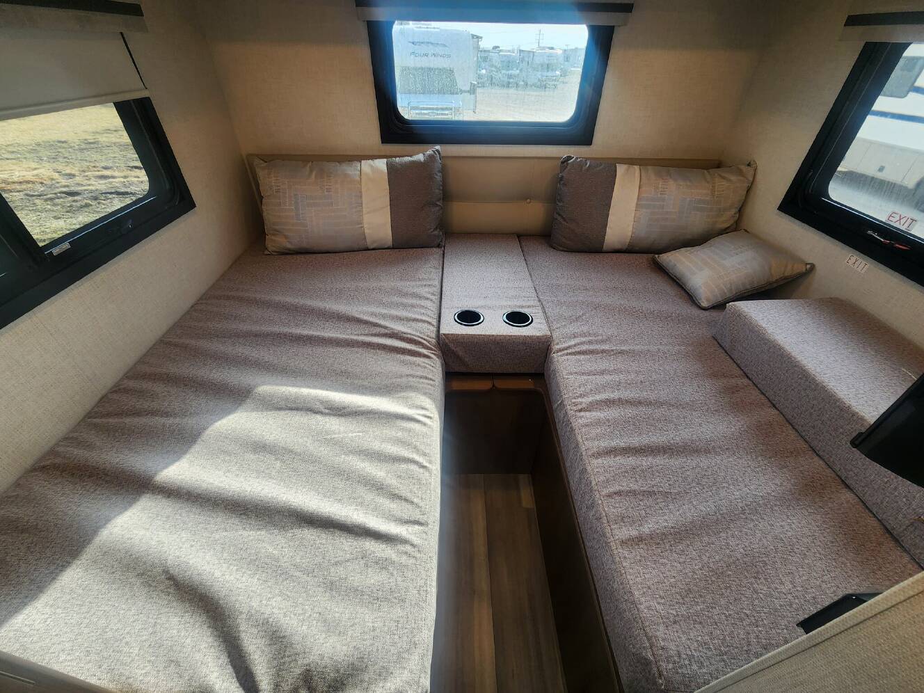 A photo of this 2026 Thor Motor Coach Axis 26.2