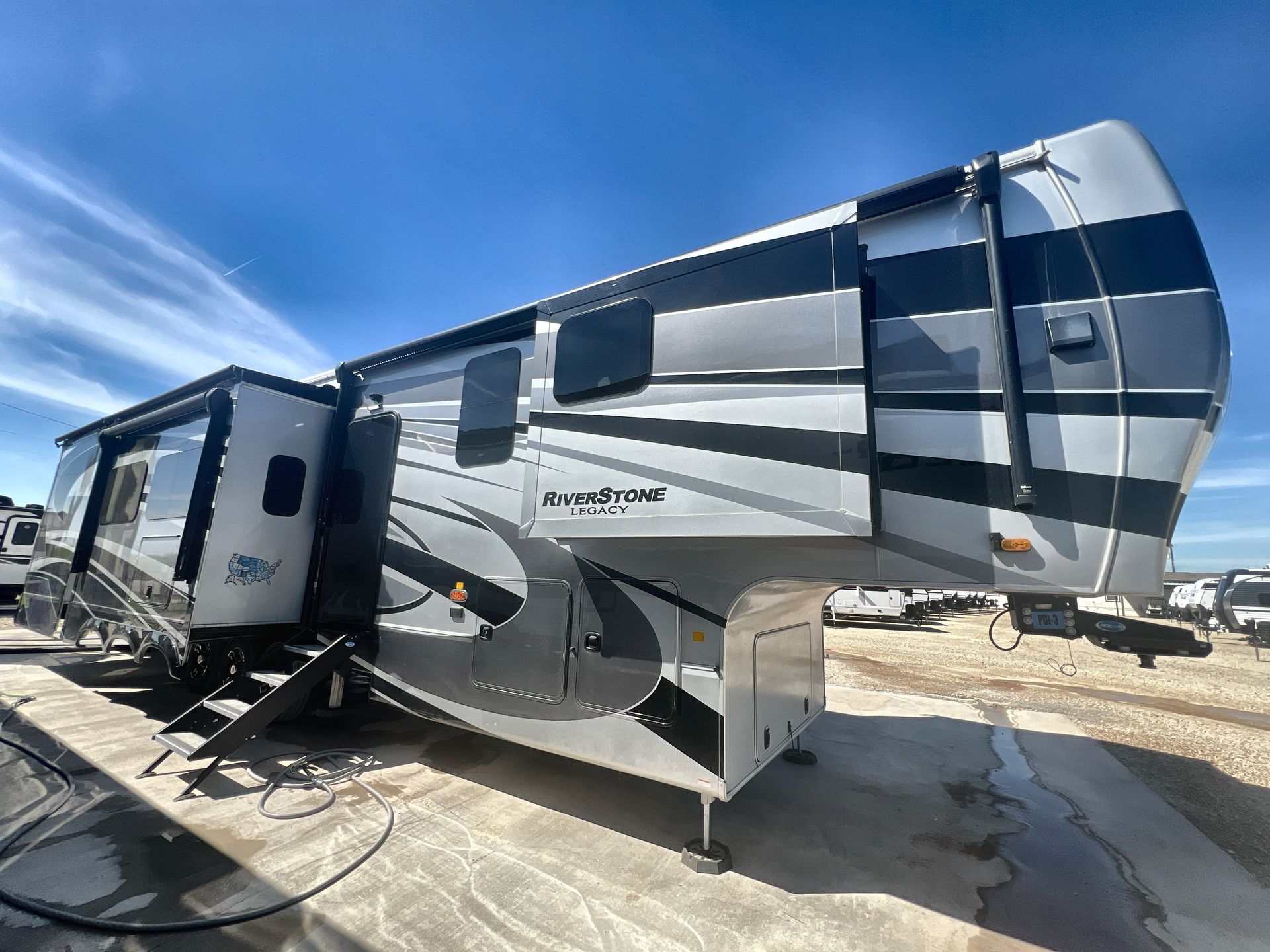 2024 Forest River Riverstone Legacy 442MC in abilene TX