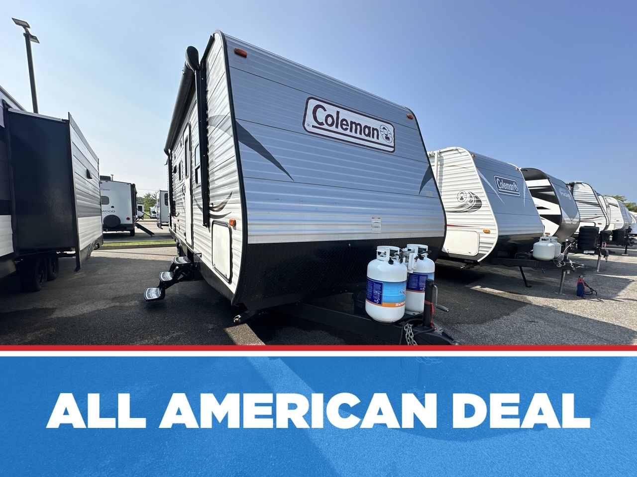 2017 Dutchmen COLEMAN LANTERN SERIES 314BH in west seneca NY