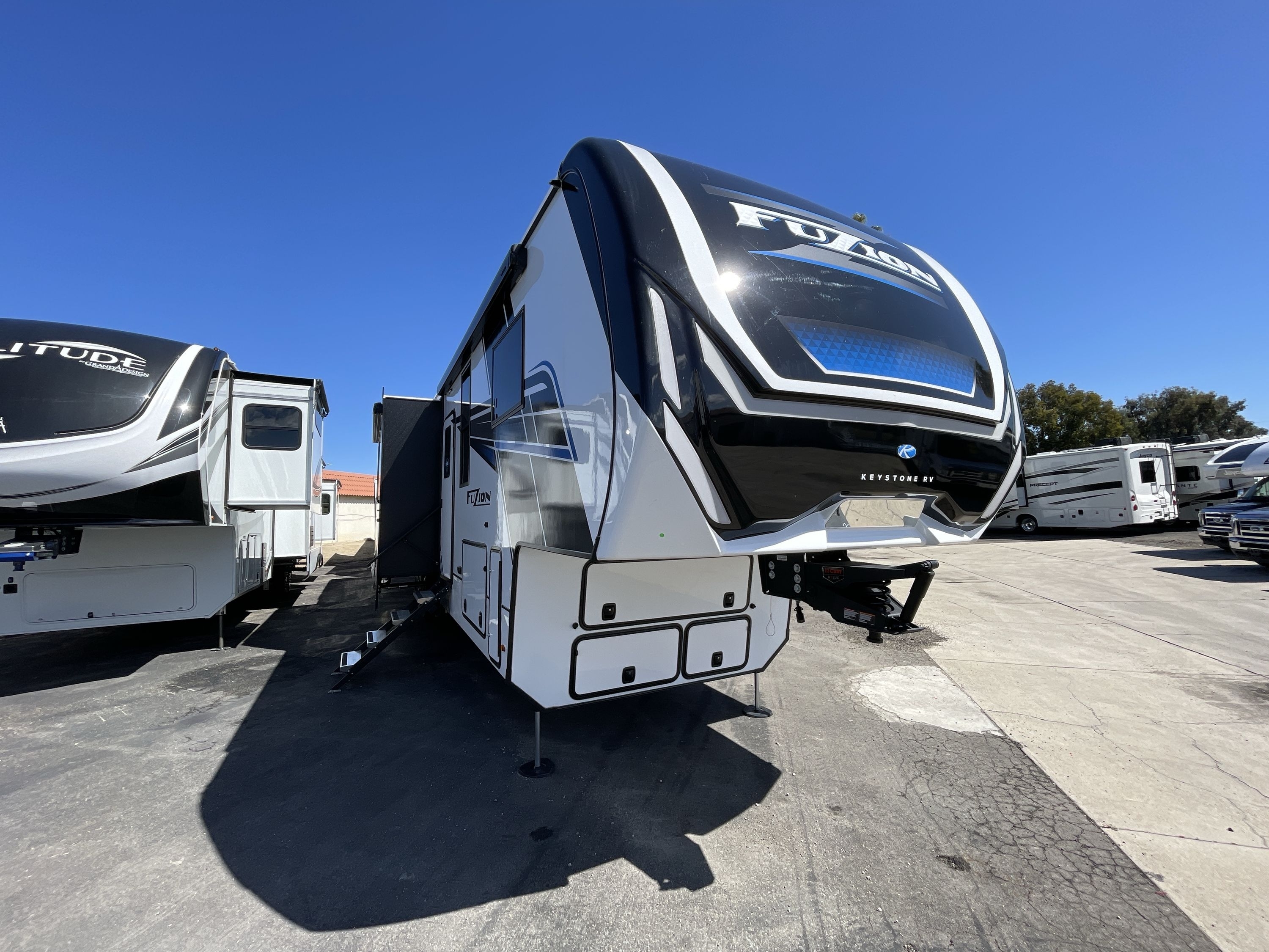 2025 Keystone FUZION 442 in temecula CA