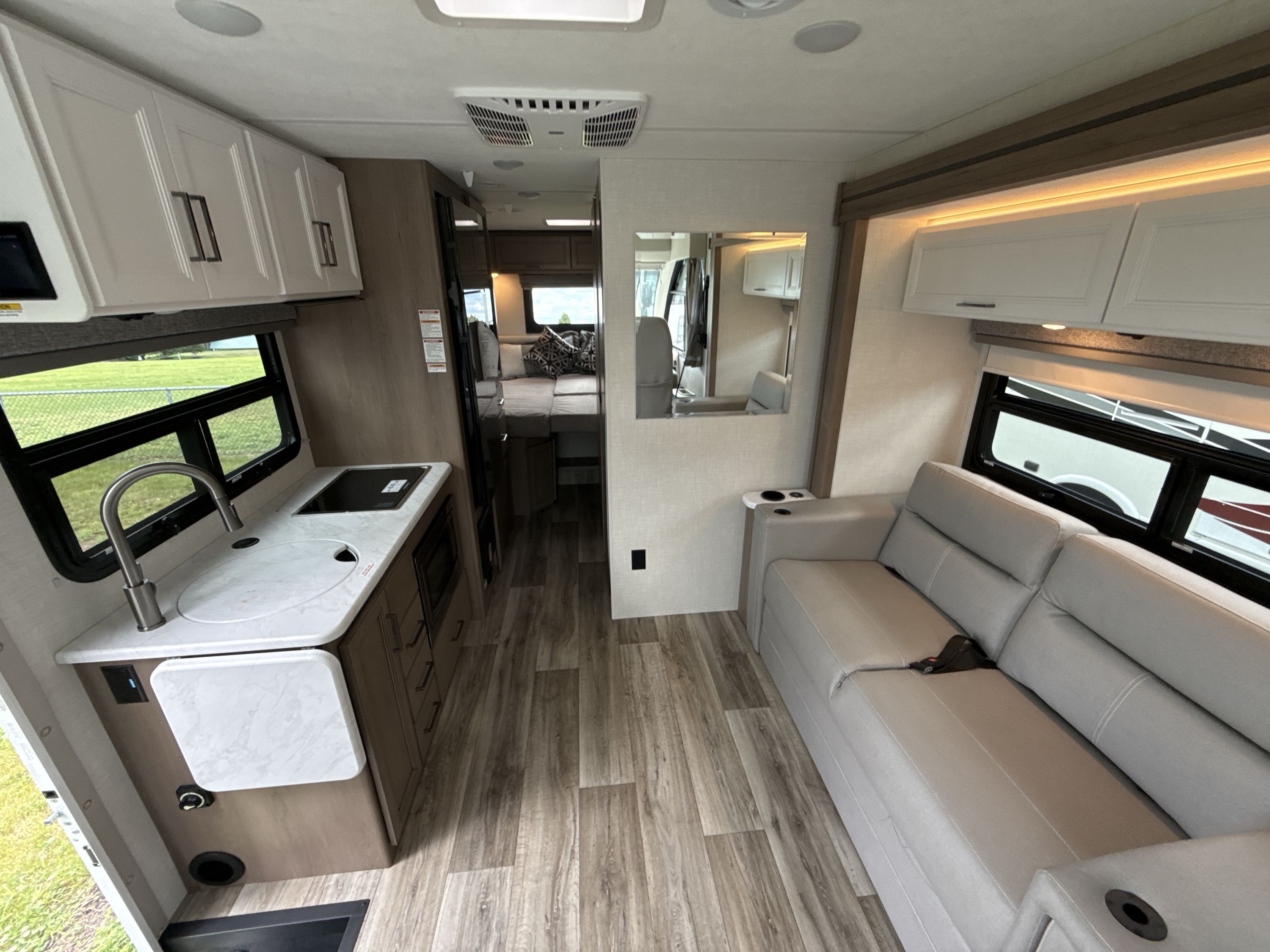 2027 Thor FREEDOM TRAVELER A24 in swedesboro NJ