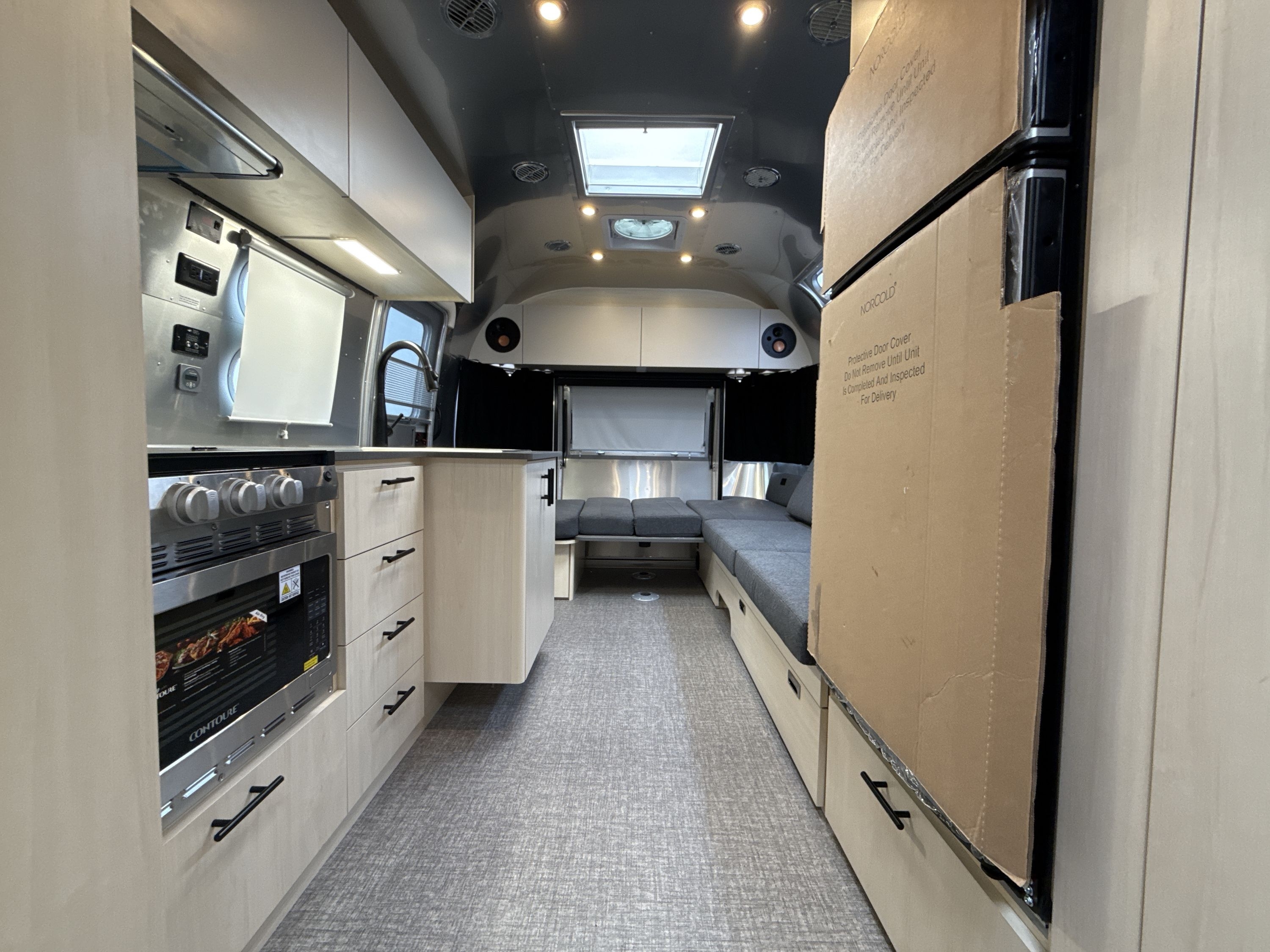 2026 Airstream MIDNIGHT FLAMINGO 27FB TWIN in oklahoma city OK