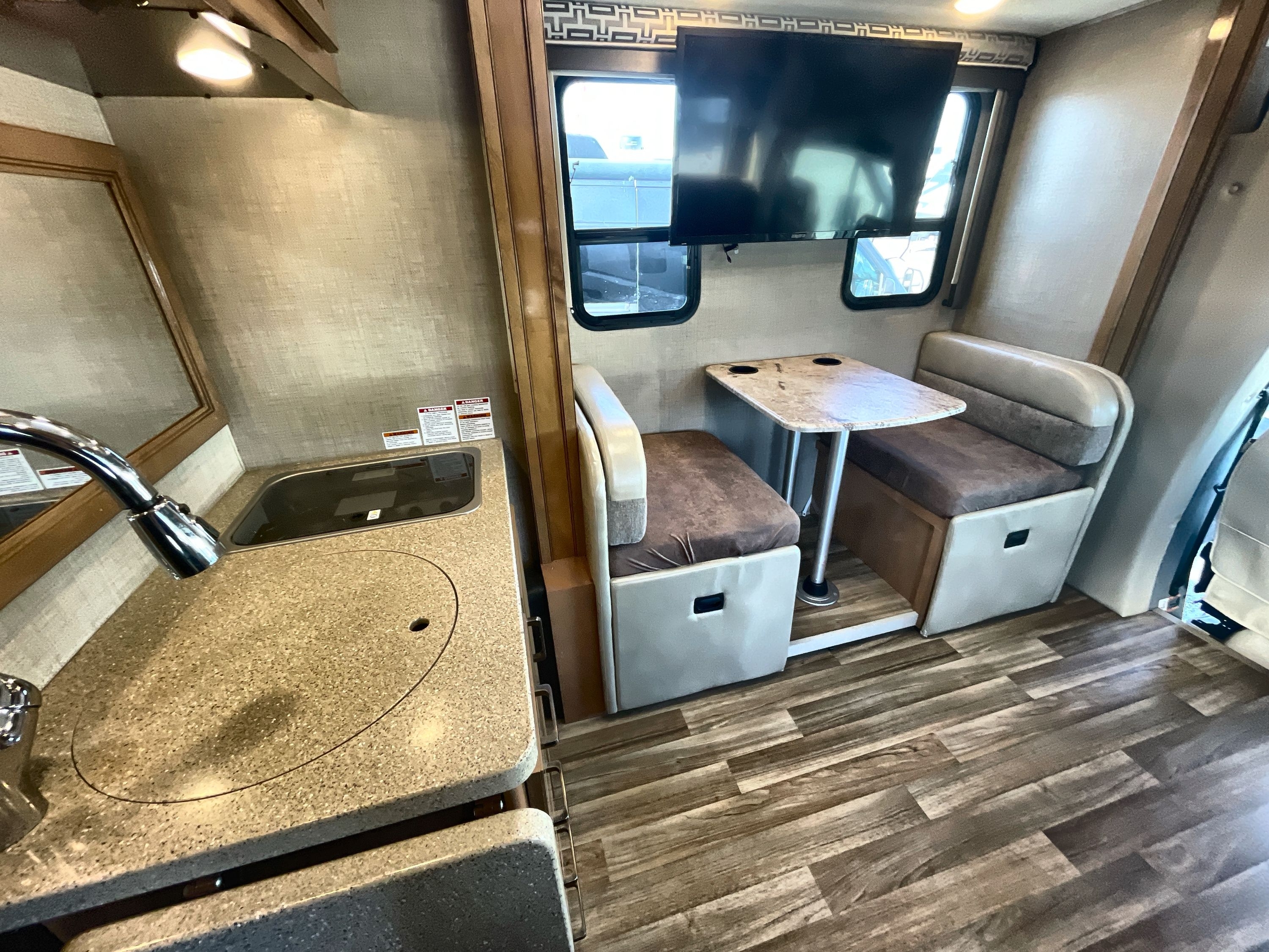 2019 Thor QUANTUM CR24 in summerfield FL