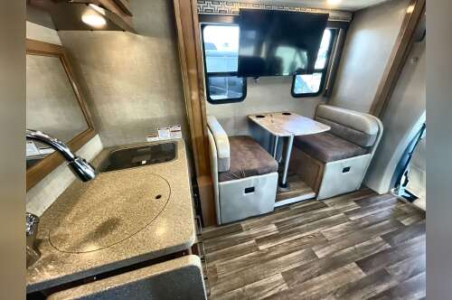 2019 Thor QUANTUM CR24 in summerfield FL