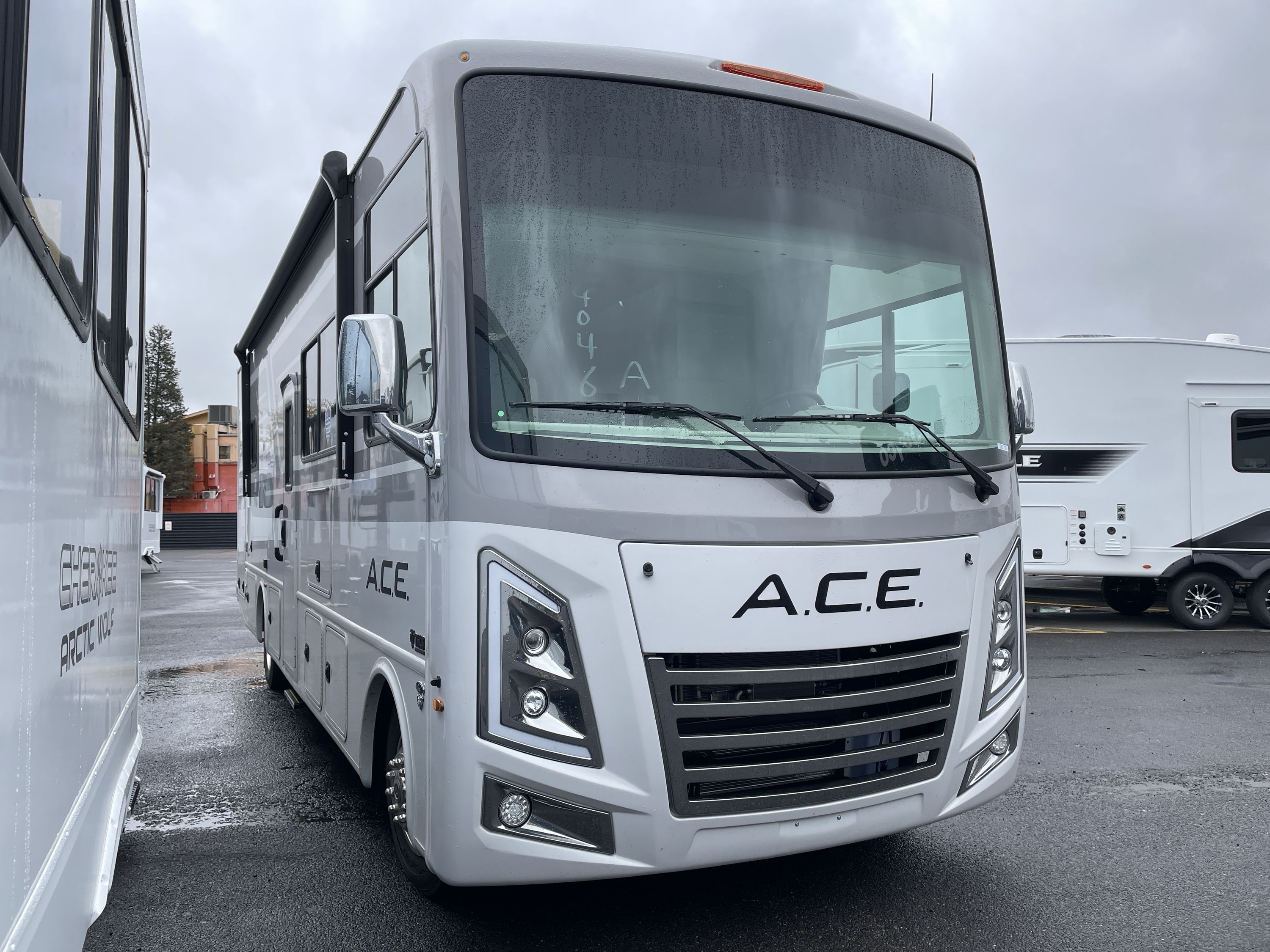 2027 Thor ACE 30C in golden CO