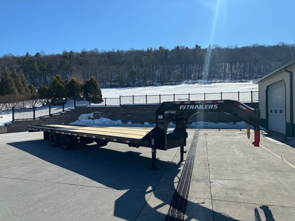 2026 PJ Trailers LY in Cocolamus, PA