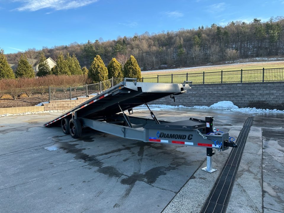 2026 DIAMOND C DET 208 in Cocolamus, PA
