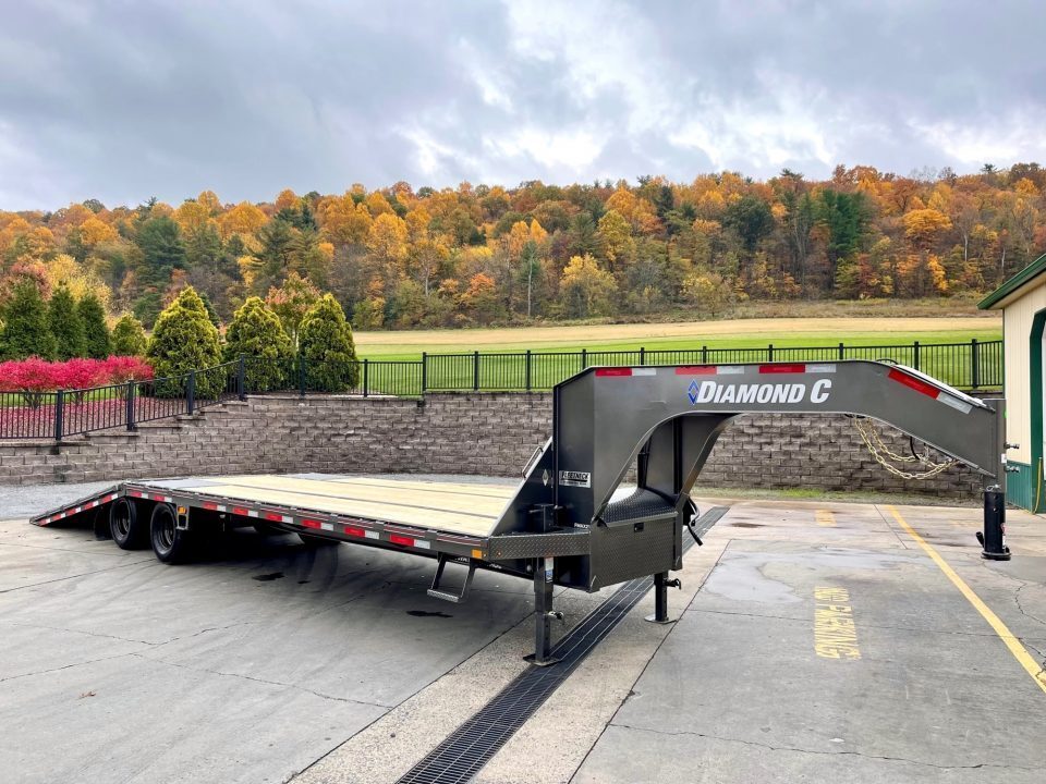 2026 DIAMOND C FMAX210 in Cocolamus, PA