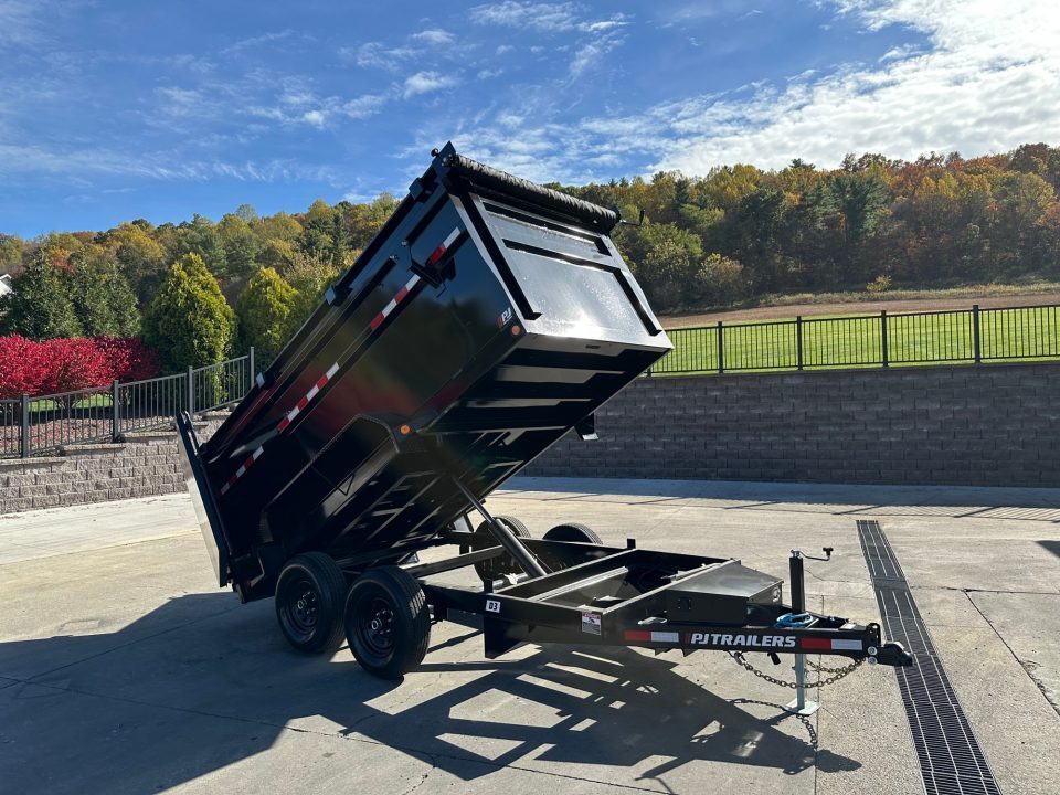 2026 PJ Trailers D3 in Cocolamus, PA