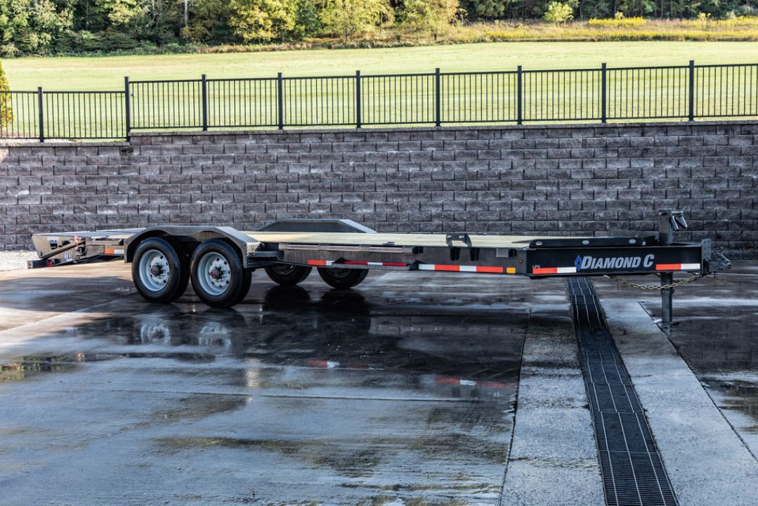 2024 DIAMOND C LPX 210 WITH MAX RAMPS 22' in Cocolamus, PA